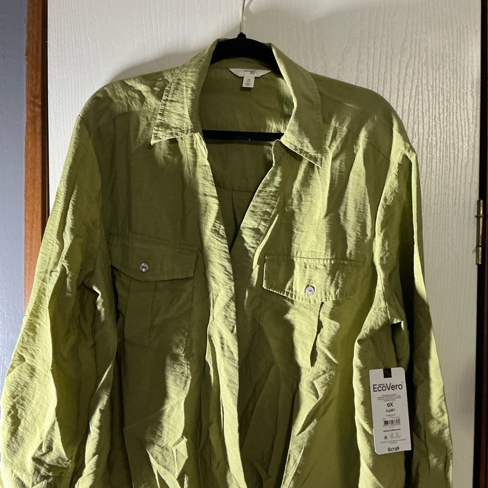 Terra & Sky EcoVero Button Up Surplus Top Green 0X (14W) NWT